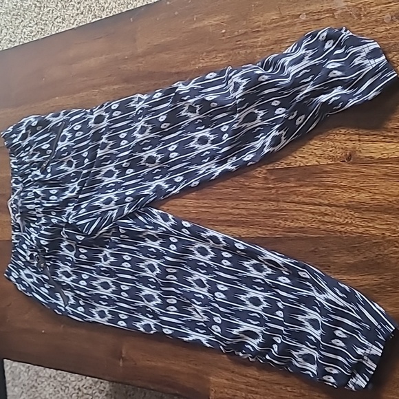 Athleta ruched ankle beach pants Size 4 - Picture 2 of 8